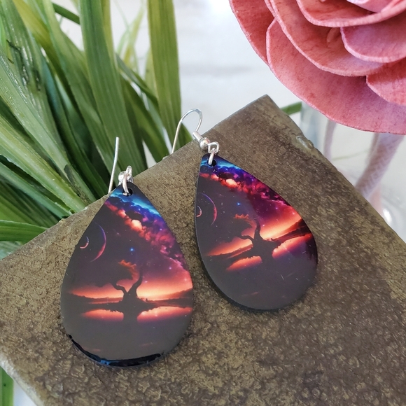 Abstract Tree of Life Teardrop Earrings - Picture 7 of 9